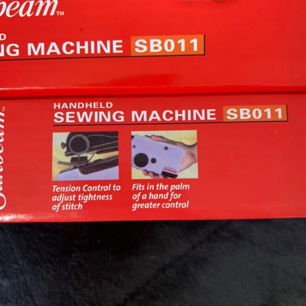 Handheld Sewing Machine - Picture 3 of 7